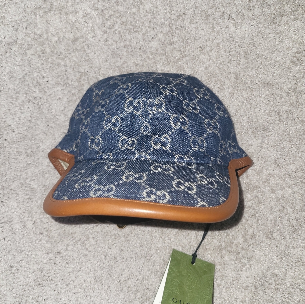 Gucci Monogram Blue Denim and Brown Leather NWT Cap